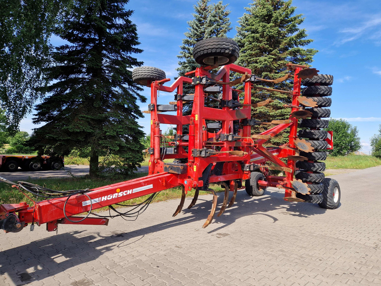Horsch Terrano FX 6 - Grubber: das Bild 2 Horsch Terrano FX 6 - Grubber: das Bild 2