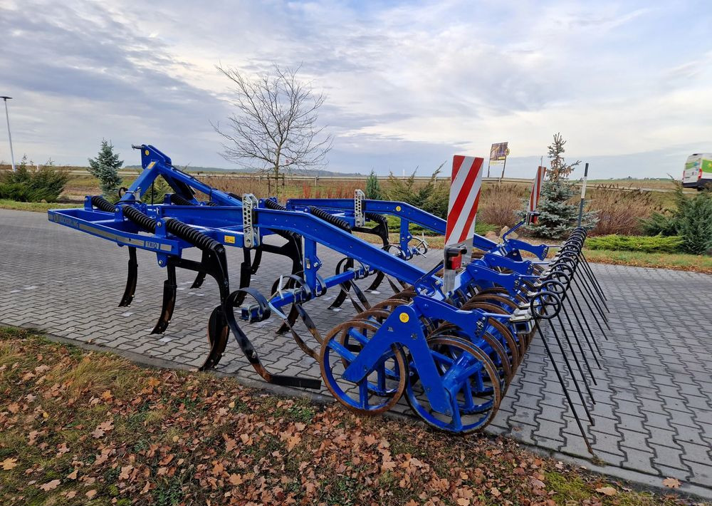 Köckerling Trio 300 DSTS - Technik für Bodenbearbeitung: das Bild 4 Köckerling Trio 300 DSTS - Technik für Bodenbearbeitung: das Bild 4