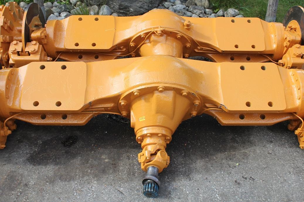 Case 621 - Achse und Teile für Baumaschine: das Bild 3 Case 621 - Achse und Teile für Baumaschine: das Bild 3