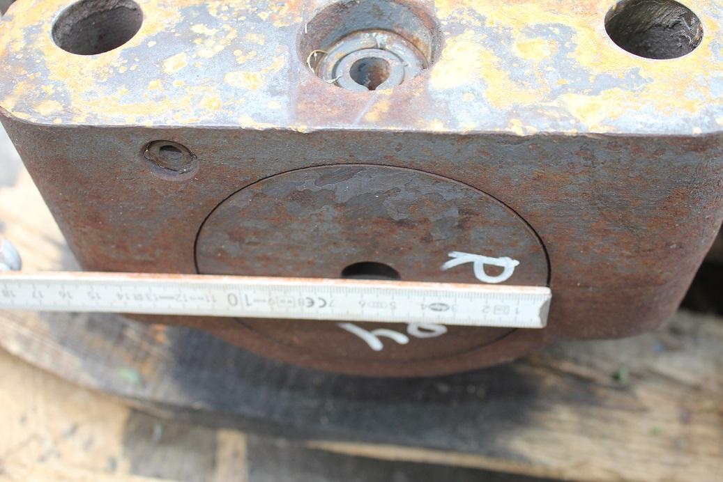 Liebherr R 984 - Laufrolle für Baumaschine: das Bild 4 Liebherr R 984 - Laufrolle für Baumaschine: das Bild 4