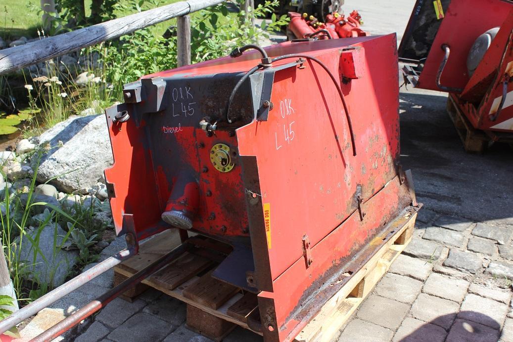 O&K L 45 - Kraftstofftank für Radlader: das Bild 1 O&K L 45 - Kraftstofftank für Radlader: das Bild 1