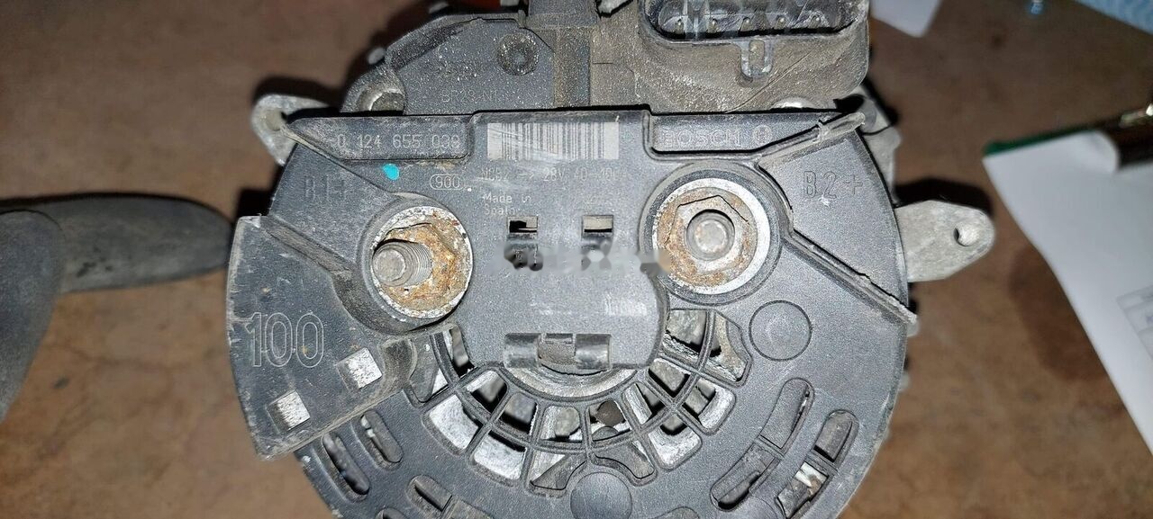 Bosch , 110A , 28V DAF CF75, XF 95 - Lichtmaschine für LKW: das Bild 2 Bosch , 110A , 28V DAF CF75, XF 95 - Lichtmaschine für LKW: das Bild 2