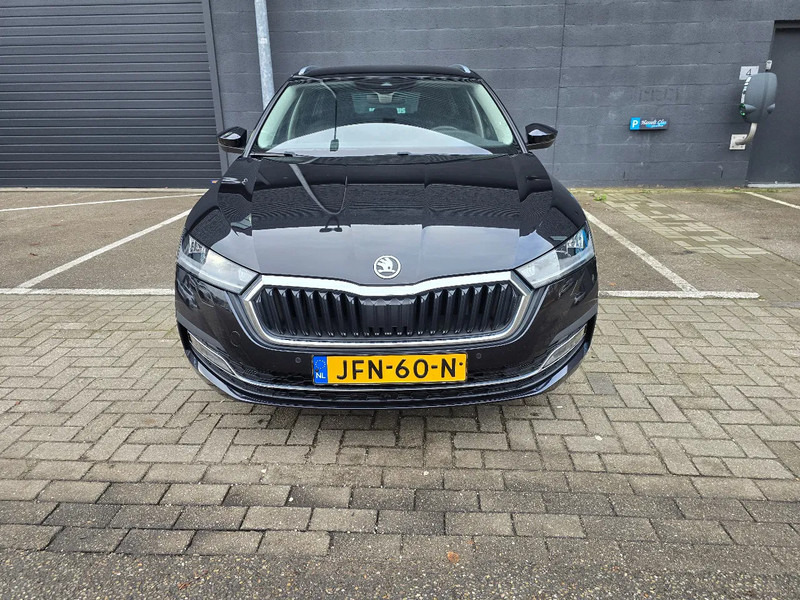 Škoda Octavia Combi 1.0 Benzine - PKW: das Bild 2 Škoda Octavia Combi 1.0 Benzine - PKW: das Bild 2