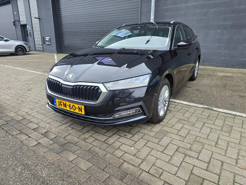 Škoda Octavia Combi 1.0 Benzine - PKW: das Bild 1 Škoda Octavia Combi 1.0 Benzine - PKW: das Bild 1