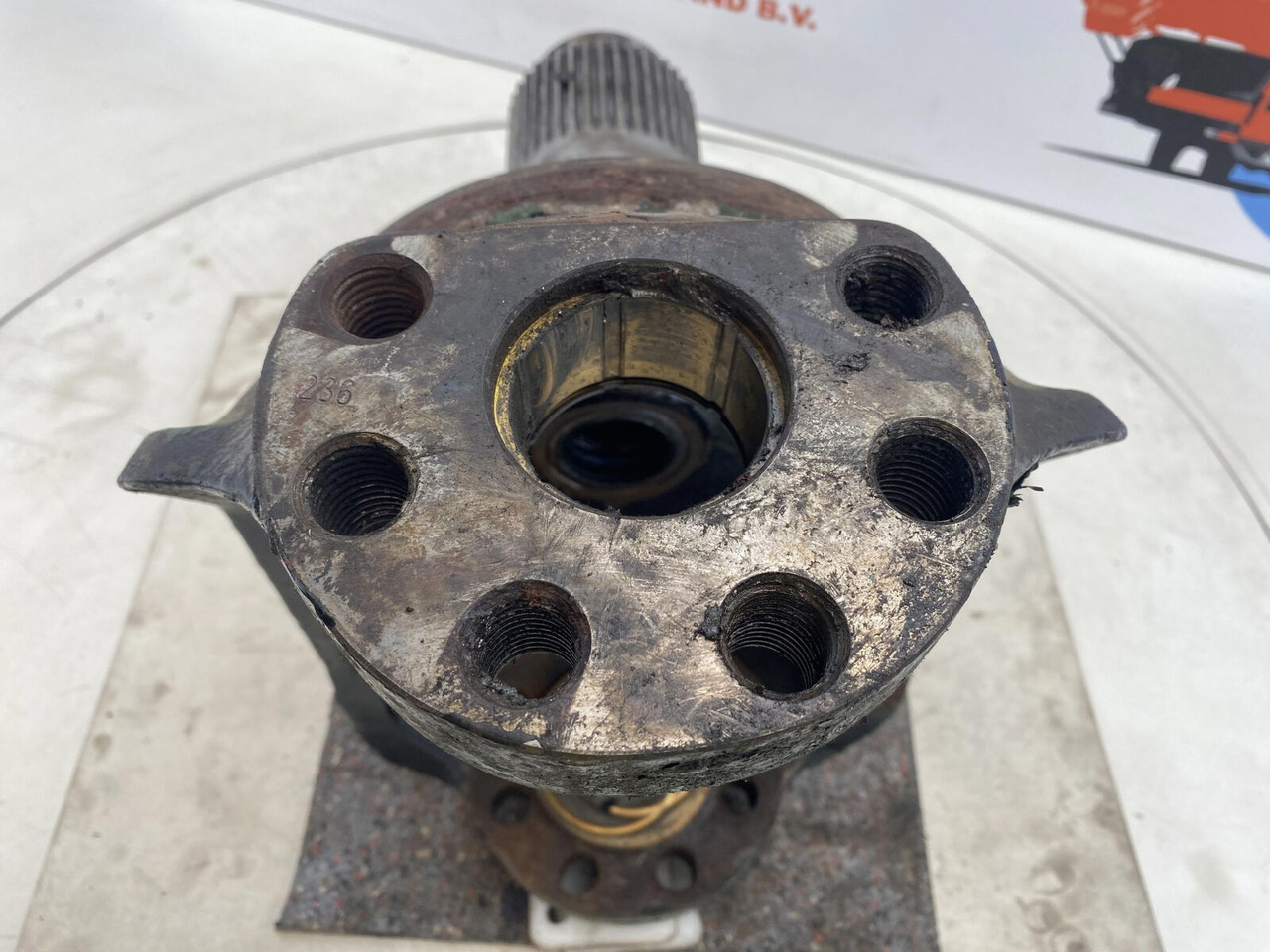 Achsschenkel für Mobilkran FAUN ATF 30 Steering knuckle 16 holes axle 1: das Bild 7