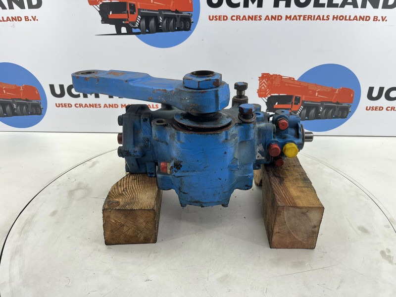 Grove GMK 3050 steering box - Achsschenkel für Kran: das Bild 3 Grove GMK 3050 steering box - Achsschenkel für Kran: das Bild 3