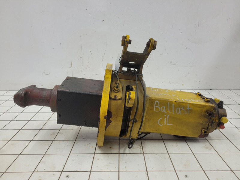 Grove GMK 4075 lifting unit counterweight left - Hydraulikzylinder für Kran: das Bild 1 Grove GMK 4075 lifting unit counterweight left - Hydraulikzylinder für Kran: das Bild 1