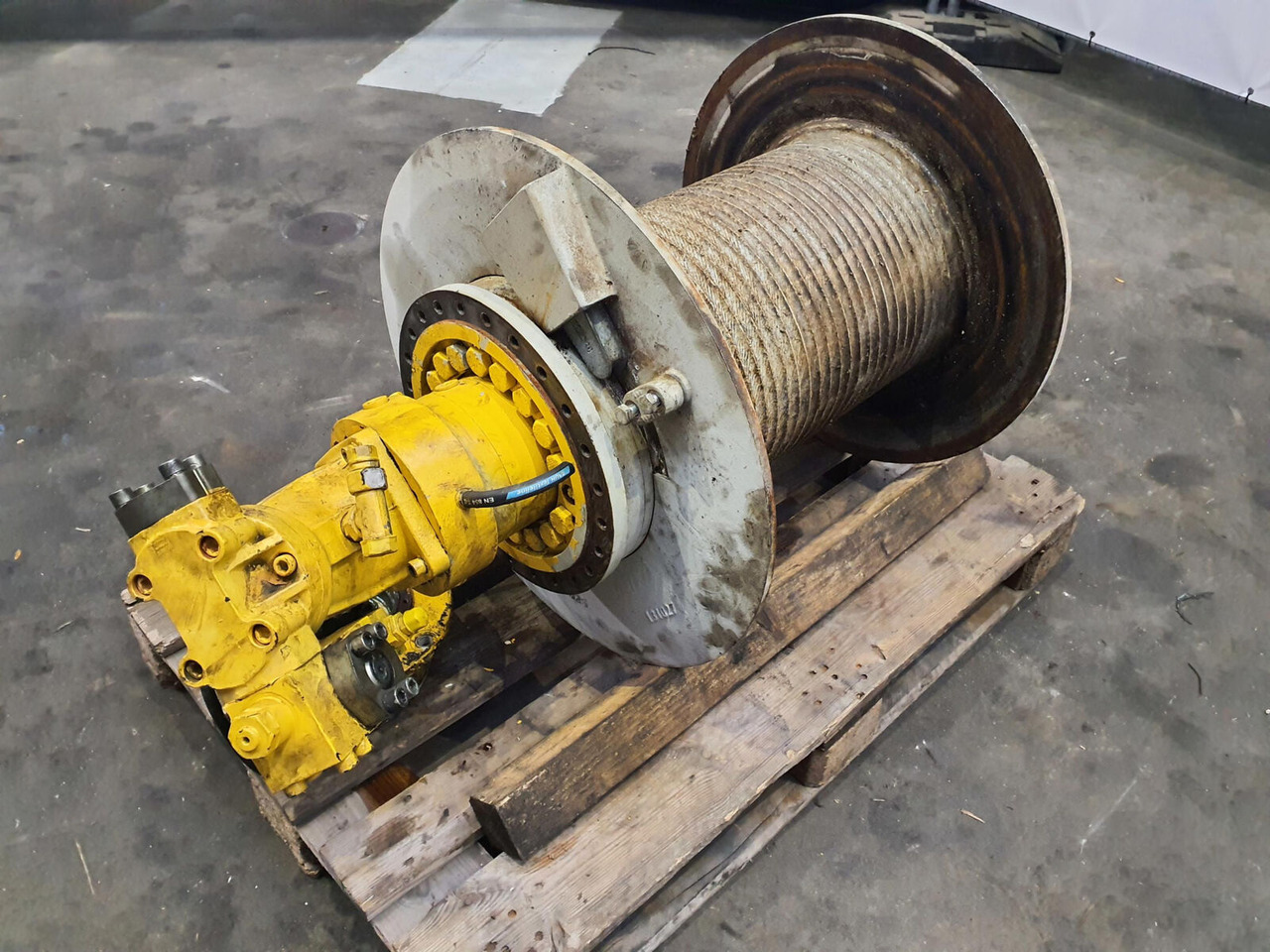 Grove GMK 5130-1 winch with hoist gear - Seilwinde für Mobilkran: das Bild 2 Grove GMK 5130-1 winch with hoist gear - Seilwinde für Mobilkran: das Bild 2