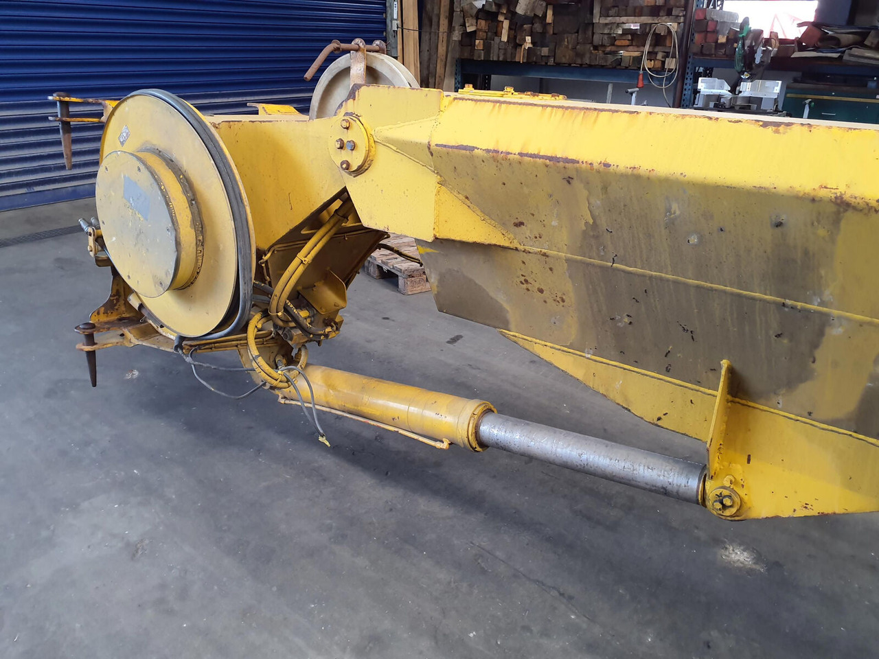 Krupp KMK 3050 jib - Ausleger für Mobilkran: das Bild 5 Krupp KMK 3050 jib - Ausleger für Mobilkran: das Bild 5