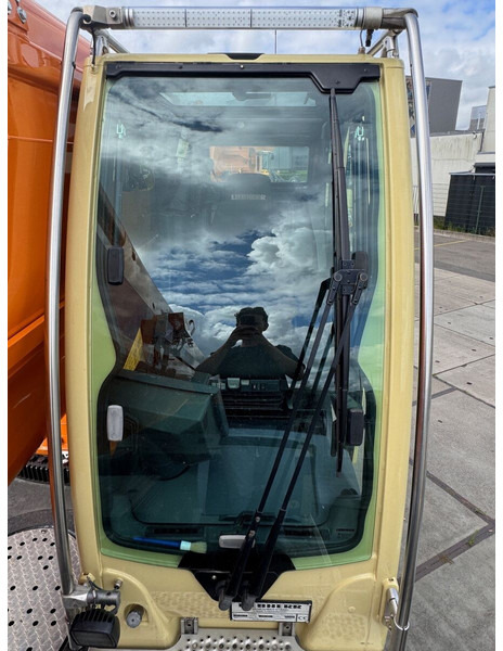 All-Terrain Kran Liebherr Liebherr LTM 1120-4.1: das Bild 18