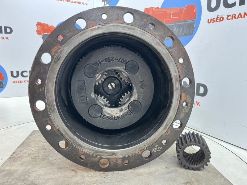 Liebherr Liebherr LTM 1160 planetary gear 22-25-74-40-4pl-H185-46 - Federung für Kran: das Bild 4 Liebherr Liebherr LTM 1160 planetary gear 22-25-74-40-4pl-H185-46 - Federung für Kran: das Bild 4