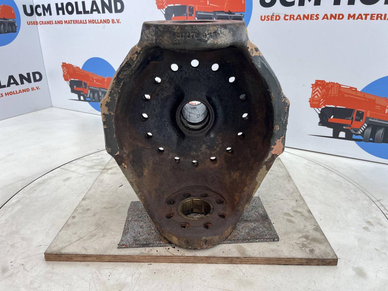 Terex AC 155 steering knuckle 16 holes axle 2 and 3 - Achsschenkel für Mobilkran: das Bild 5 Terex AC 155 steering knuckle 16 holes axle 2 and 3 - Achsschenkel für Mobilkran: das Bild 5