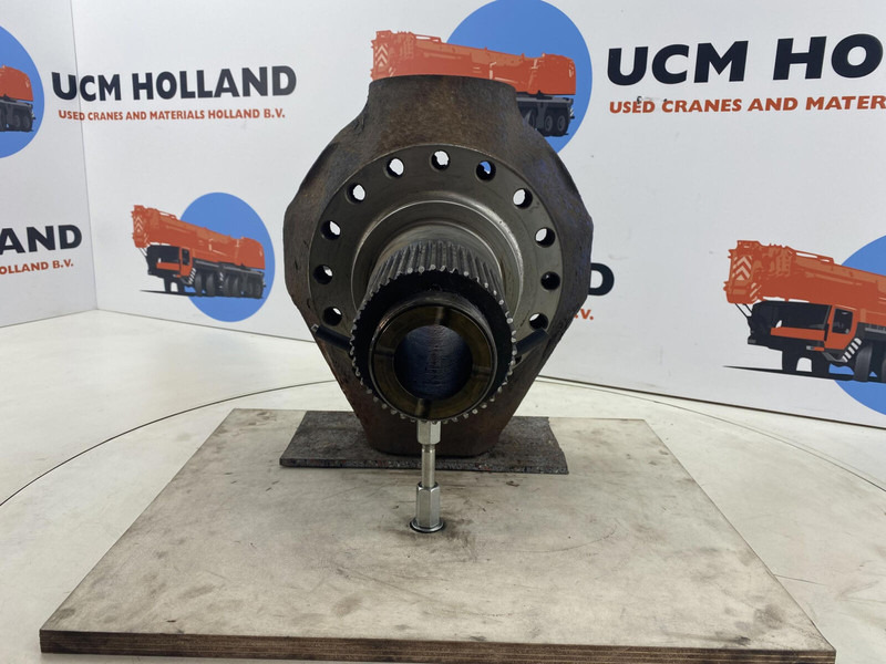 Terex AC 205 Steering knuckle 16 holes - Achsschenkel für Kran: das Bild 2 Terex AC 205 Steering knuckle 16 holes - Achsschenkel für Kran: das Bild 2