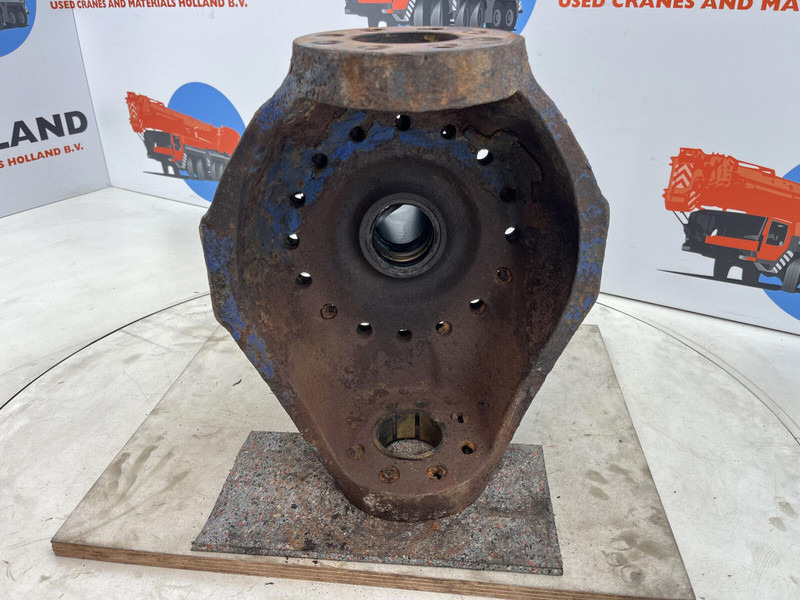 Terex AC 205 Steering knuckle 16 holes axle 4 - Achsschenkel für Kran: das Bild 5 Terex AC 205 Steering knuckle 16 holes axle 4 - Achsschenkel für Kran: das Bild 5