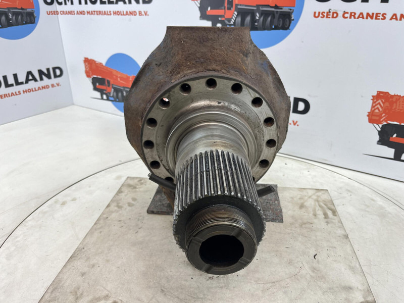 Terex AC 205 Steering knuckle 16 holes axle 4 - Achsschenkel für Kran: das Bild 2 Terex AC 205 Steering knuckle 16 holes axle 4 - Achsschenkel für Kran: das Bild 2