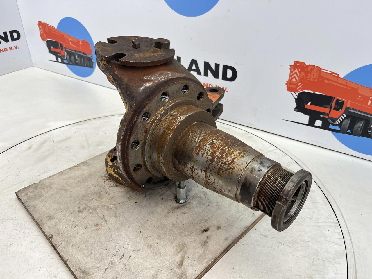 Terex HC 340 Steering knuckle 12 holes axle 1 - Achsschenkel für Mobilkran: das Bild 3 Terex HC 340 Steering knuckle 12 holes axle 1 - Achsschenkel für Mobilkran: das Bild 3