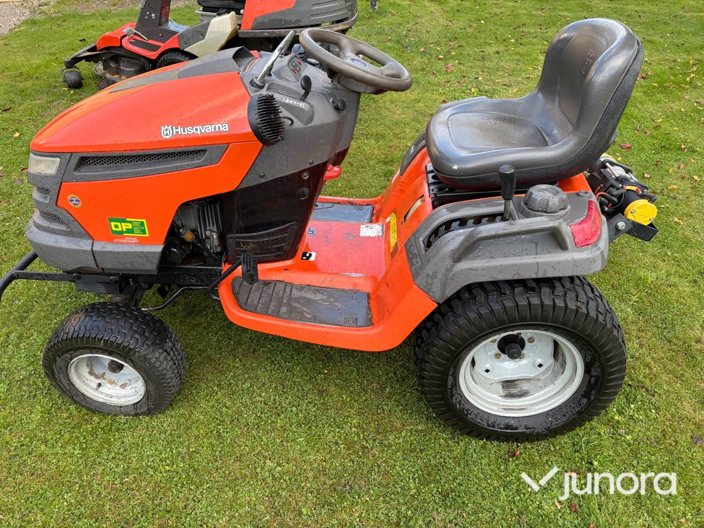 Åkgräsklippare Husqvarna GTH 260 XPT - Rasenmäher: das Bild 2 Åkgräsklippare Husqvarna GTH 260 XPT - Rasenmäher: das Bild 2