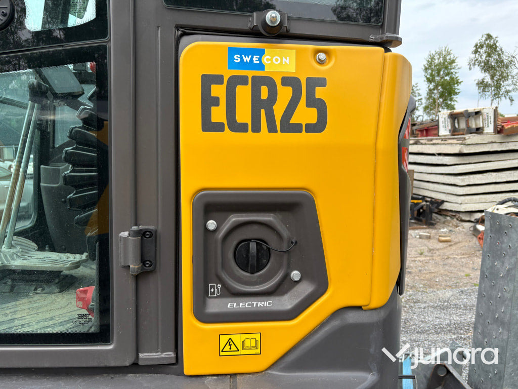 Minibagger Grävmaskin Volvo ECR25D Electric: das Bild 23