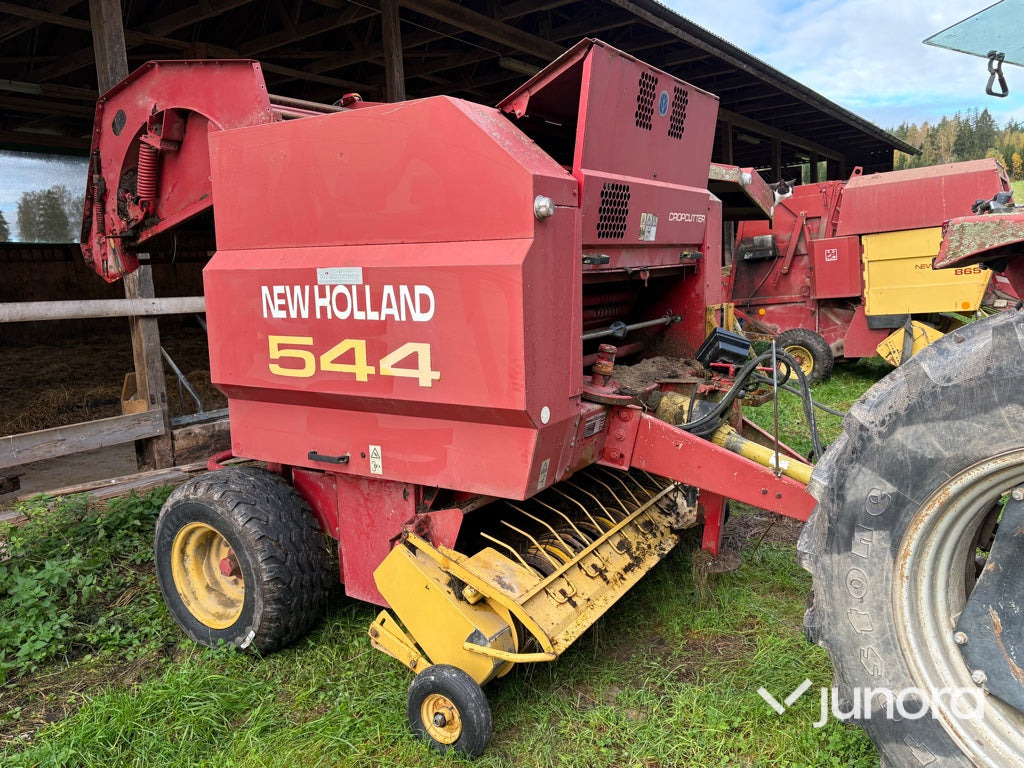 Rundbalspress New Holland 544 Cropcutter - Rundballenpresse: das Bild 4 Rundbalspress New Holland 544 Cropcutter - Rundballenpresse: das Bild 4