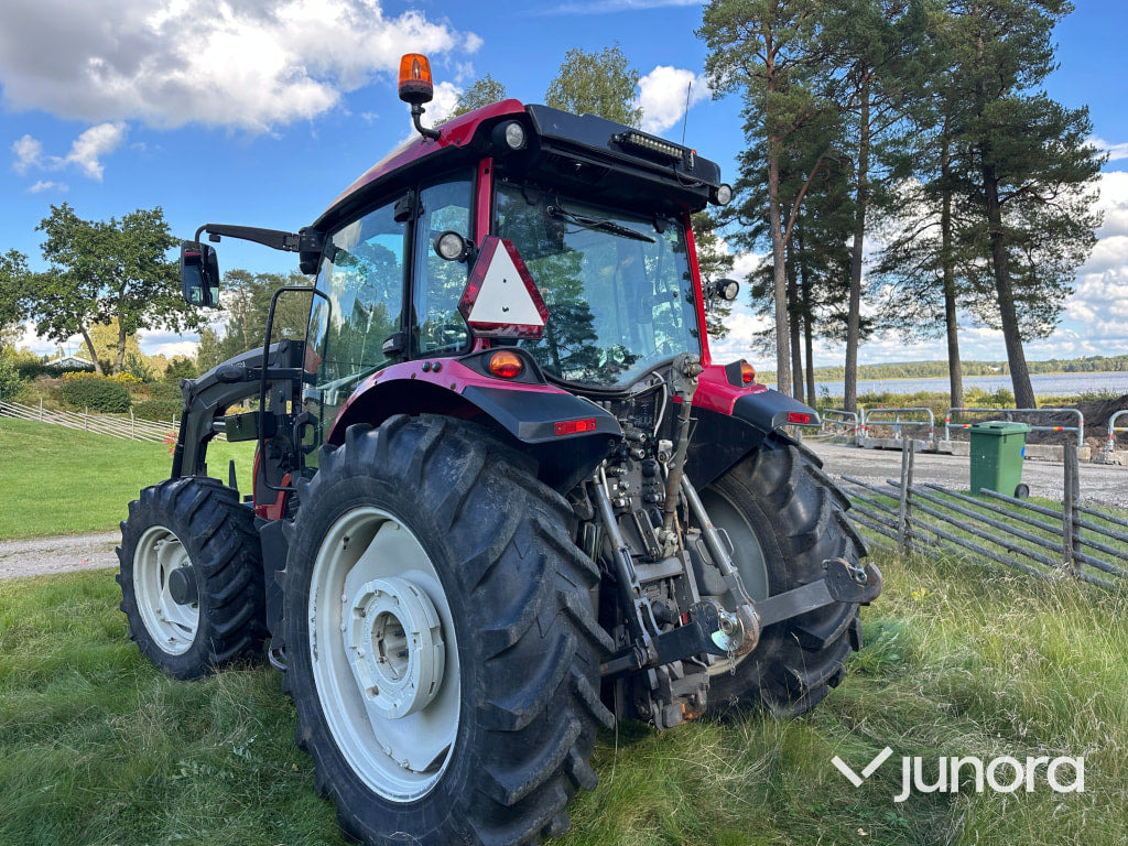Valtra A134 med lastare - Traktor: das Bild 4 Valtra A134 med lastare - Traktor: das Bild 4