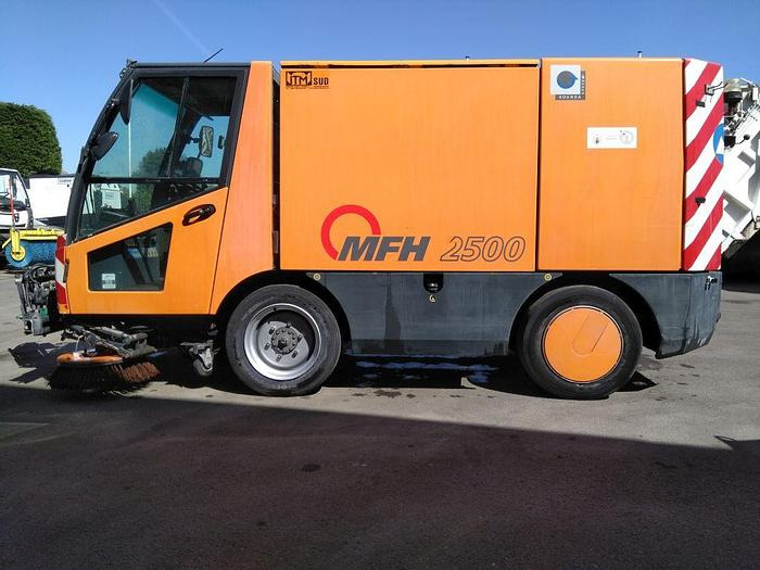Aebi MFH2500 - Kehrmaschine: das Bild 5 Aebi MFH2500 - Kehrmaschine: das Bild 5