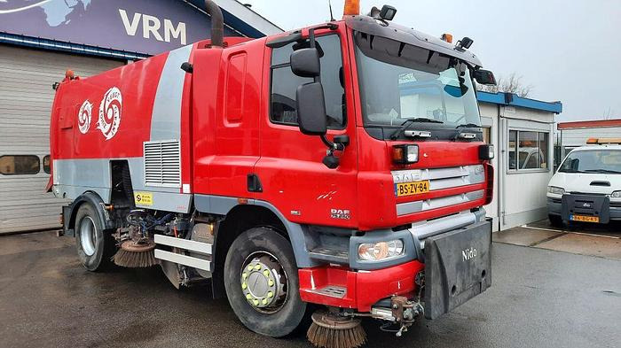DAF FA CF-75 - Kehrmaschine: das Bild 1 DAF FA CF-75 - Kehrmaschine: das Bild 1