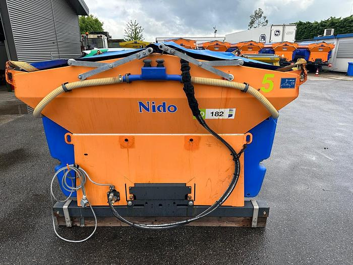 Nido Stratos B20-24 VCLN-490 - Salzstreuer: das Bild 3 Nido Stratos B20-24 VCLN-490 - Salzstreuer: das Bild 3