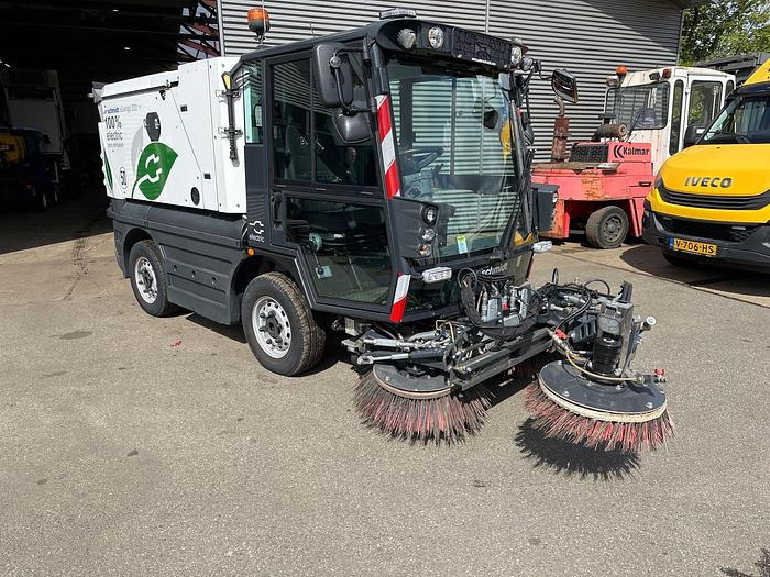 Schmidt eSwingo 200+ - Kehrmaschine: das Bild 4 Schmidt eSwingo 200+ - Kehrmaschine: das Bild 4