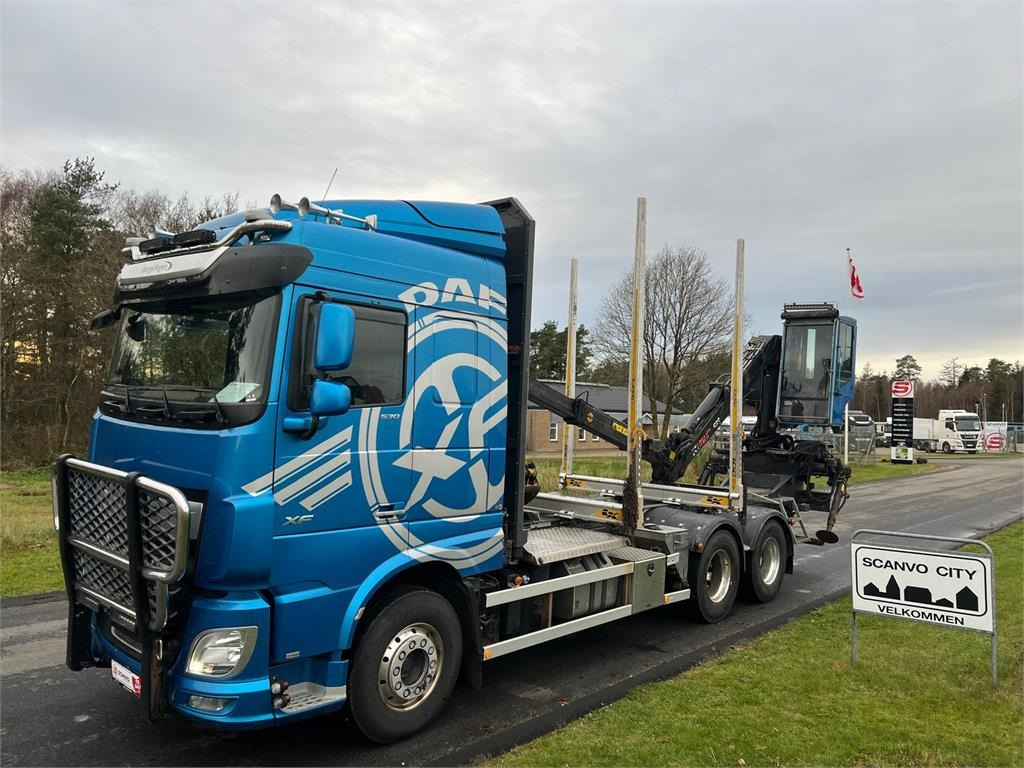 DAF XF530 FAT 6x4 - Holztransporter: das Bild 2 DAF XF530 FAT 6x4 - Holztransporter: das Bild 2