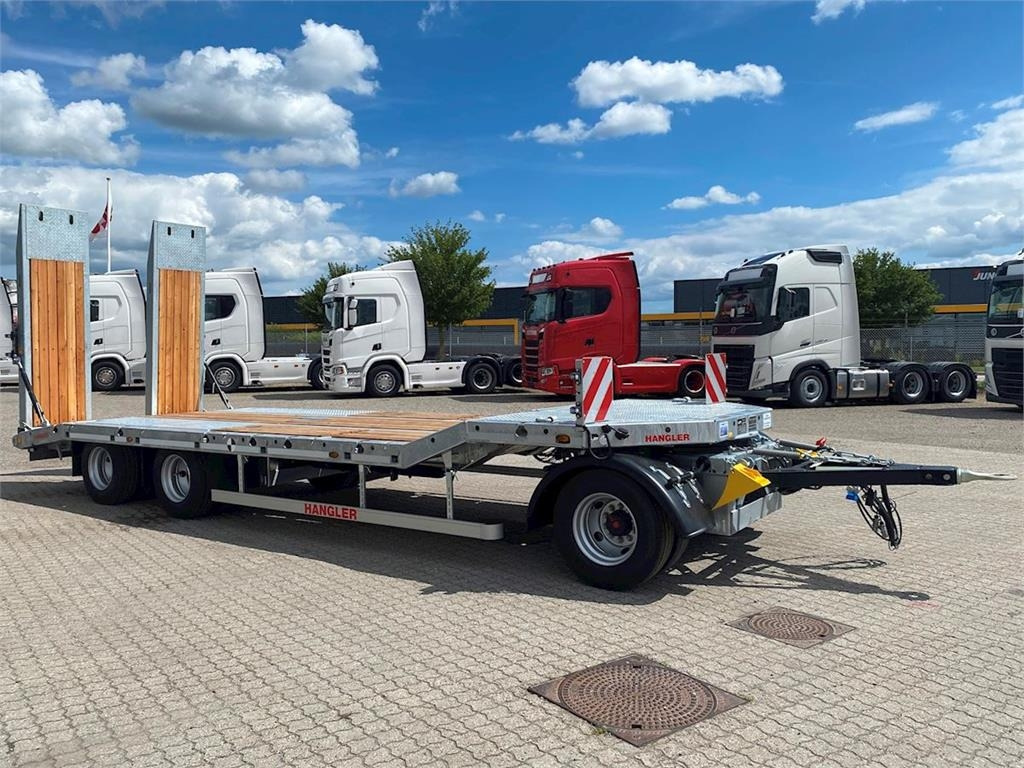 Hangler DTS 300 3 akslet med ramper - Tieflader Anhänger: das Bild 2 Hangler DTS 300 3 akslet med ramper - Tieflader Anhänger: das Bild 2