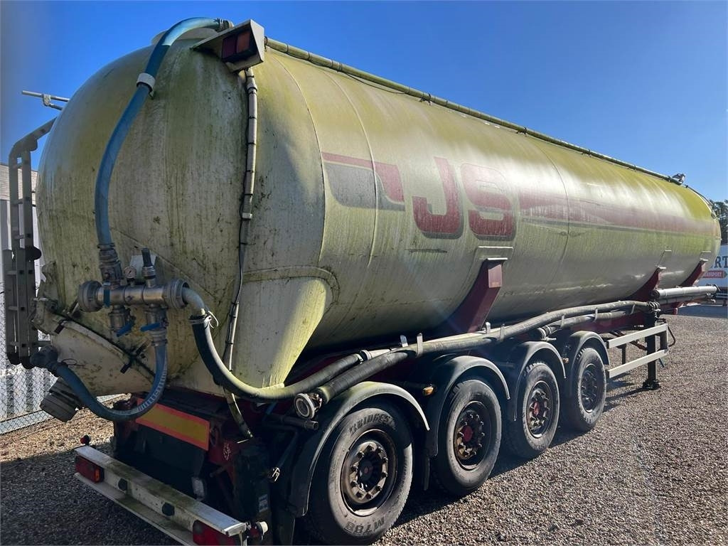 Interconsult 64m3 STRT1-64CA med tip - Siloauflieger: das Bild 2 Interconsult 64m3 STRT1-64CA med tip - Siloauflieger: das Bild 2