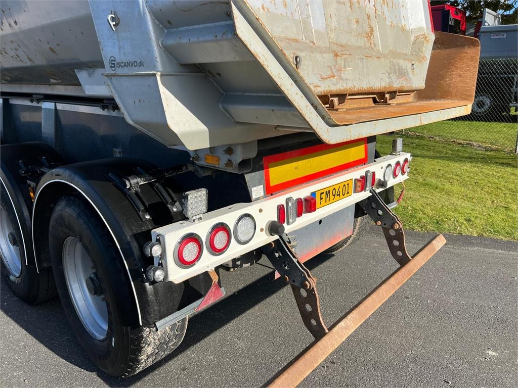 Langendorf 35,4m3 Hardox SKS-HS 30-9,9 mtr - Kipper Auflieger: das Bild 5 Langendorf 35,4m3 Hardox SKS-HS 30-9,9 mtr - Kipper Auflieger: das Bild 5