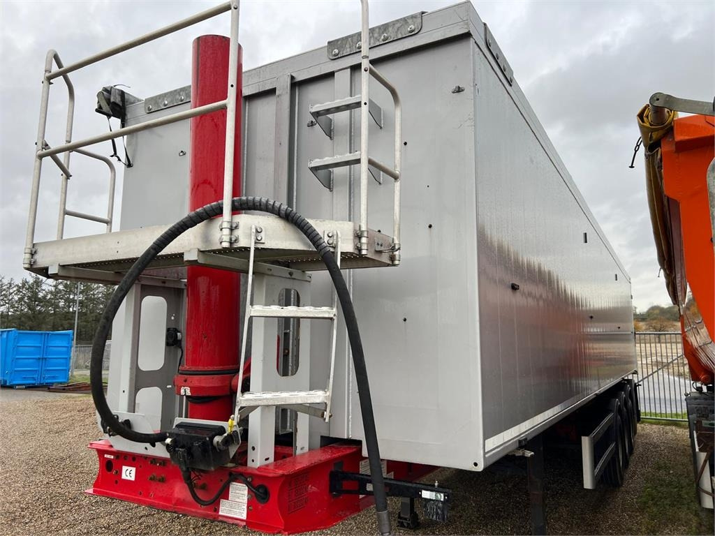 Langendorf SKA36 60m3 alu kasse med plastindlæg - Kipper Auflieger: das Bild 5 Langendorf SKA36 60m3 alu kasse med plastindlæg - Kipper Auflieger: das Bild 5