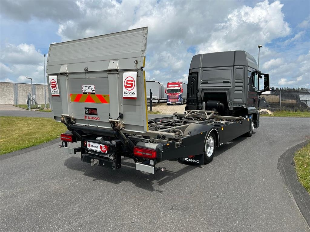 Koffer LKW MAN TGL 8-220 4x2 BL incl. 2 stk veksellad: das Bild 21