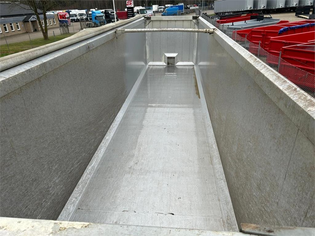 MTDK TK400 - 60m3 alu kasse - Kipper Auflieger: das Bild 4 MTDK TK400 - 60m3 alu kasse - Kipper Auflieger: das Bild 4