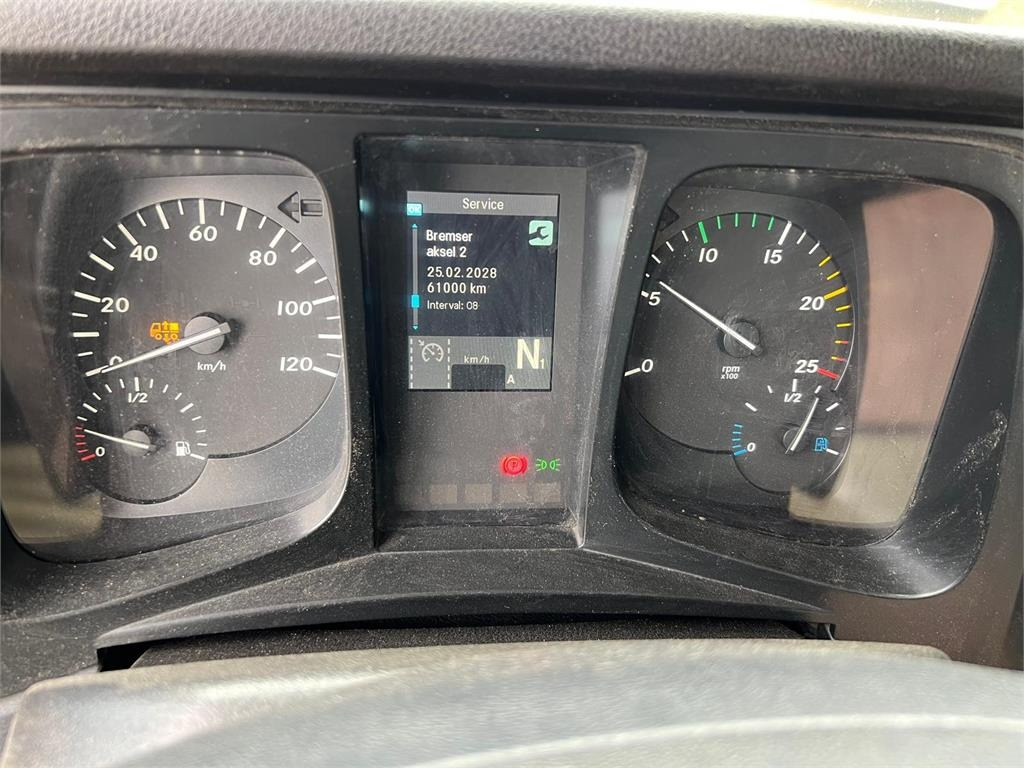 Absetzkipper Mercedes-Benz Antos 2546 L: das Bild 18