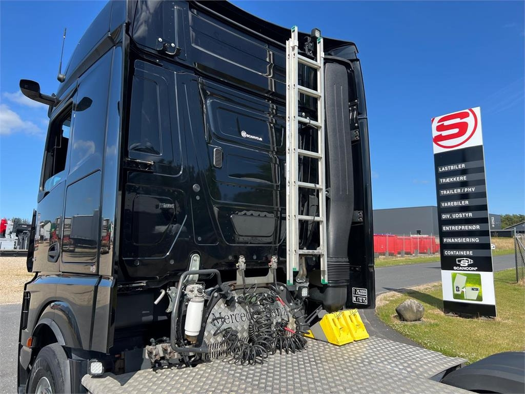 Mercedes-Benz Actros 2545 LS - Sattelzugmaschine: das Bild 4 Mercedes-Benz Actros 2545 LS - Sattelzugmaschine: das Bild 4