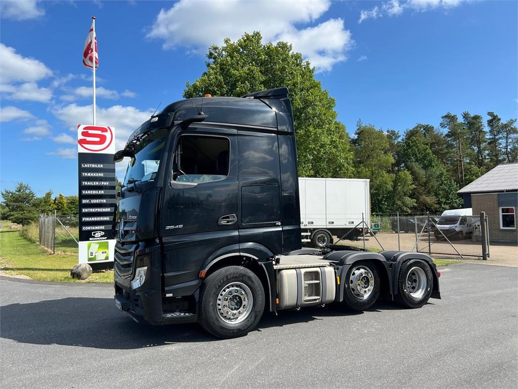 Mercedes-Benz Actros 2545 LS - Sattelzugmaschine: das Bild 1 Mercedes-Benz Actros 2545 LS - Sattelzugmaschine: das Bild 1