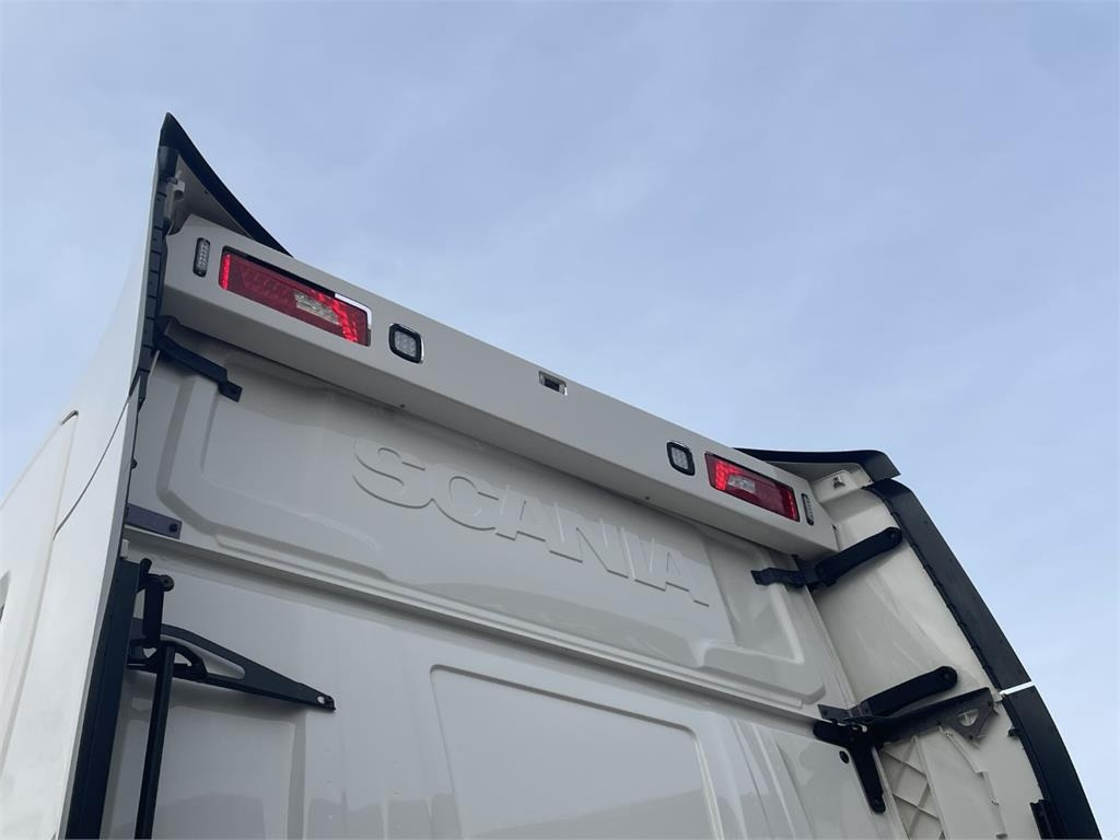 Scania S660 A 6x2 NB 2950 - Sattelzugmaschine: das Bild 4 Scania S660 A 6x2 NB 2950 - Sattelzugmaschine: das Bild 4