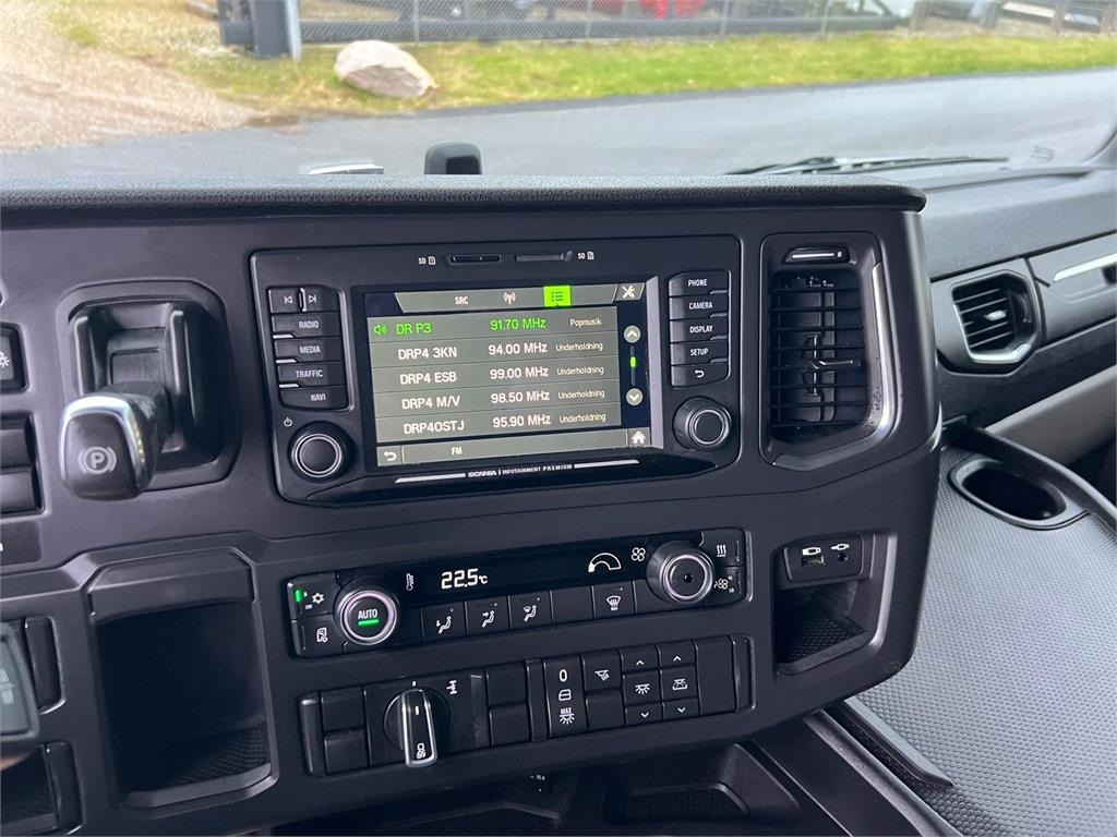 Scania P280 B 4x2 NB - Plane LKW: das Bild 5 Scania P280 B 4x2 NB - Plane LKW: das Bild 5