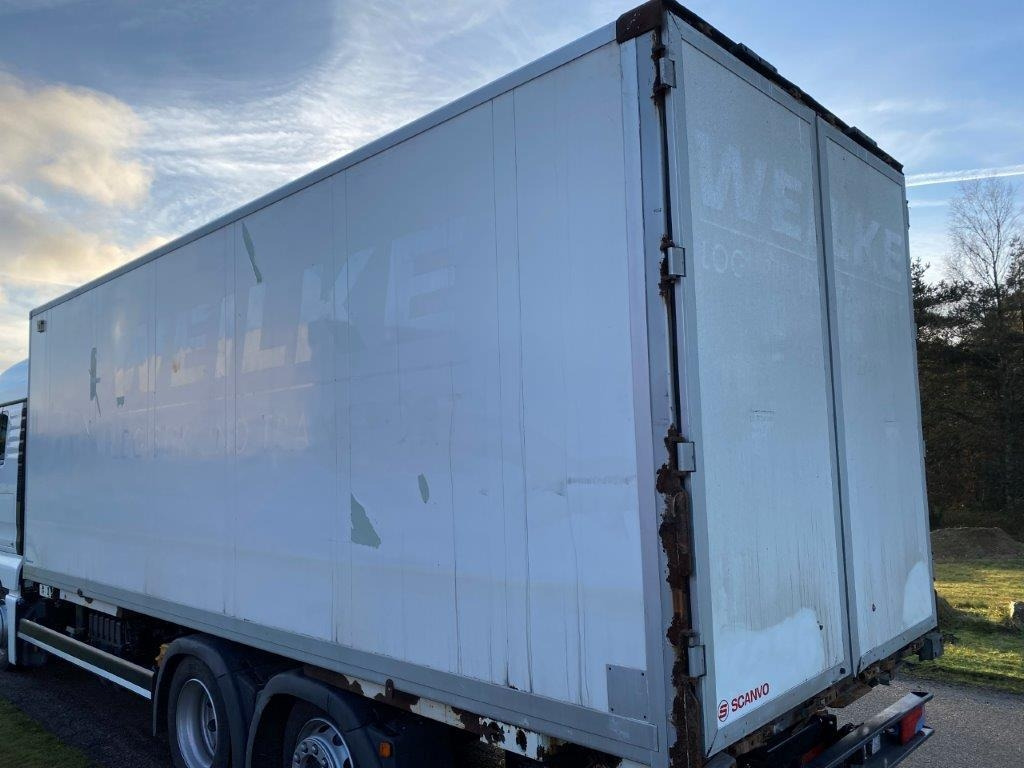 Schmitz WKO 7450 mm veksellad - Kofferaufbau: das Bild 4 Schmitz WKO 7450 mm veksellad - Kofferaufbau: das Bild 4