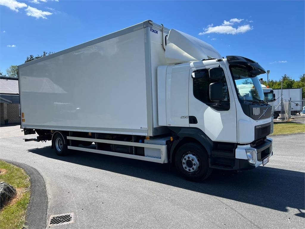 Volvo FL 16 ton 250HK - Koffer LKW: das Bild 3 Volvo FL 16 ton 250HK - Koffer LKW: das Bild 3