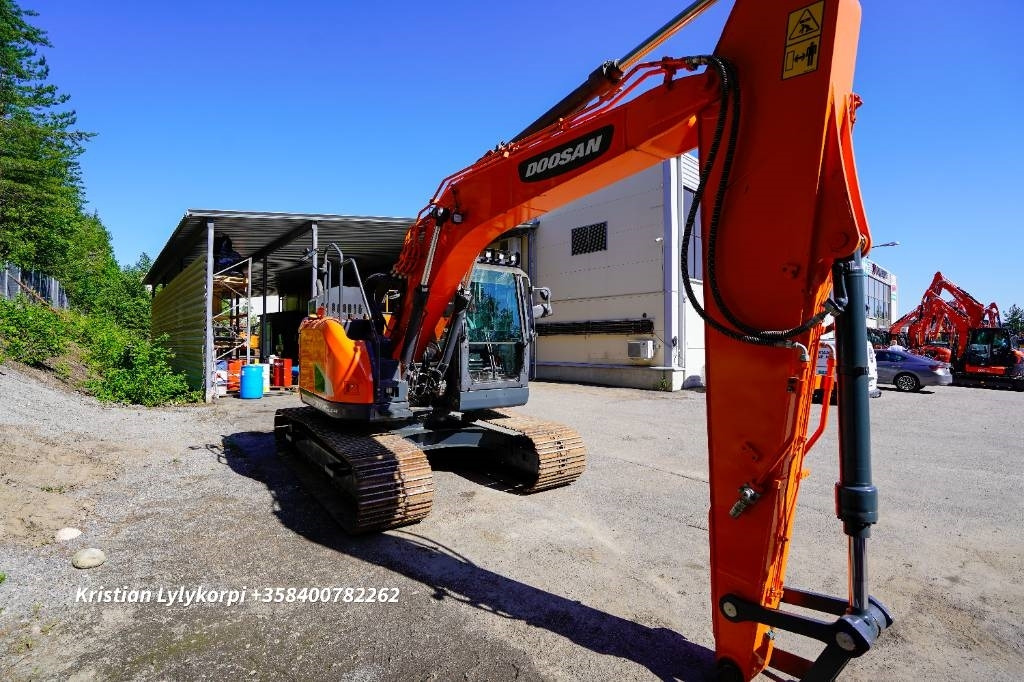 Kettenbagger Doosan DX140LCR-5: das Bild 9