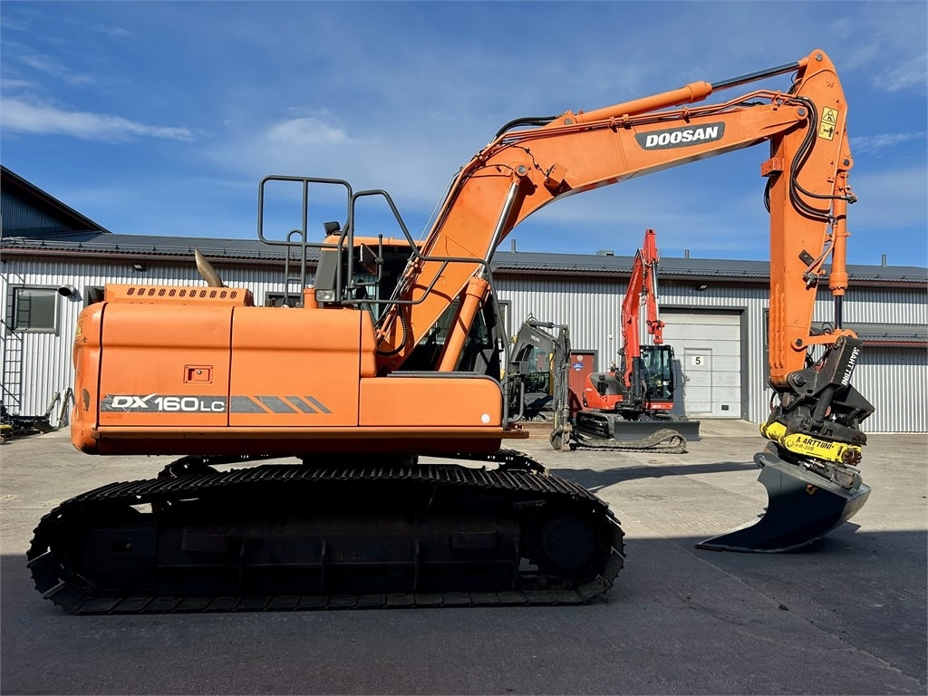 Doosan DX160LC-3 KALLISTAJA+PYÖRITTÄJÄ - Kettenbagger: das Bild 5 Doosan DX160LC-3 KALLISTAJA+PYÖRITTÄJÄ - Kettenbagger: das Bild 5