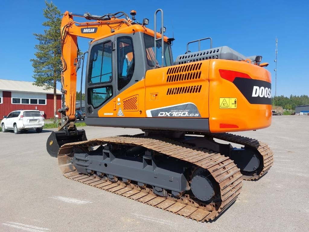 Doosan DX160LCH-5 METSÄALUSTA - Kettenbagger: das Bild 2 Doosan DX160LCH-5 METSÄALUSTA - Kettenbagger: das Bild 2