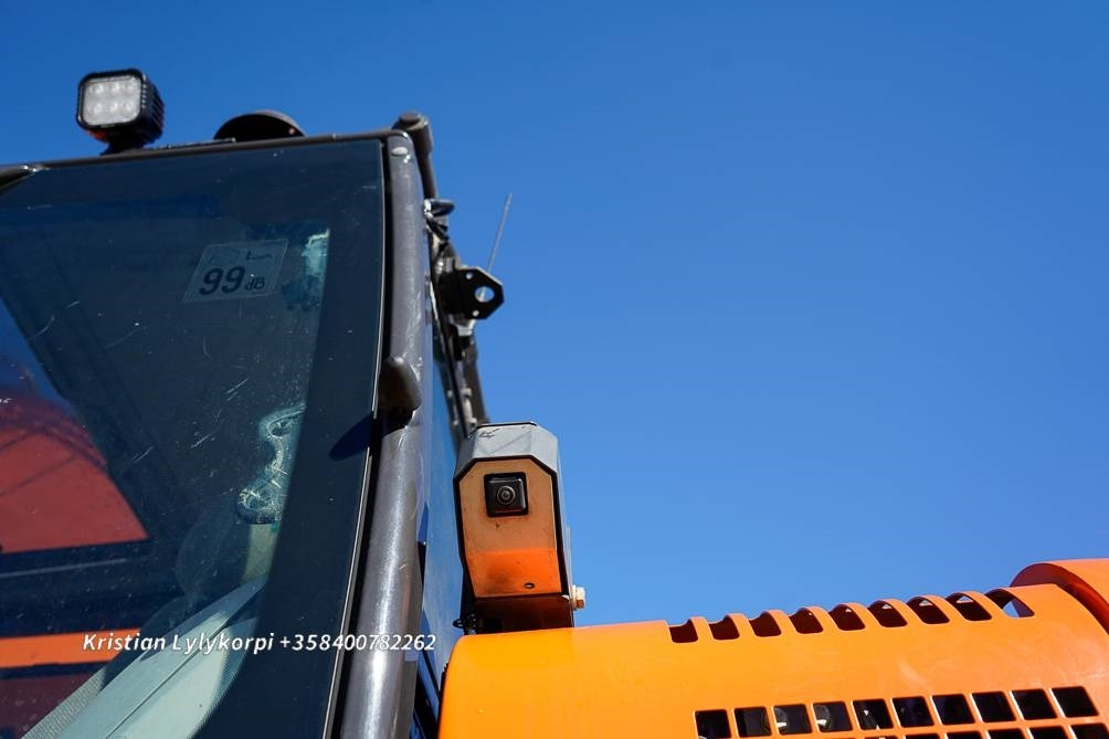 Kettenbagger Hitachi ZX135US-6 METSÄALUSTALLA: das Bild 24