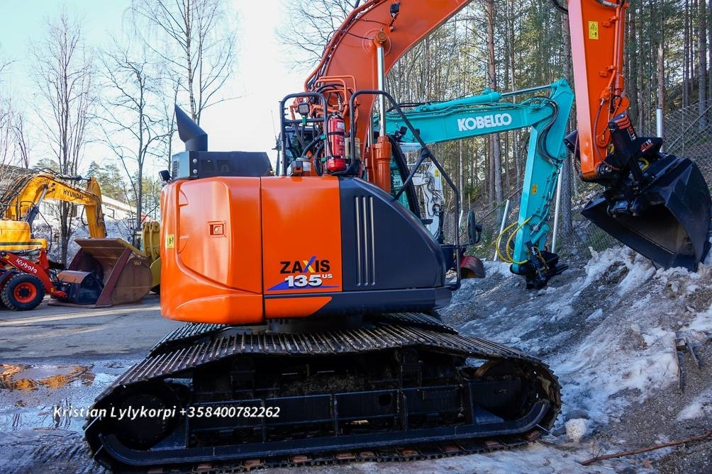 Kettenbagger Hitachi ZX135US-6 METSÄALUSTALLA: das Bild 43
