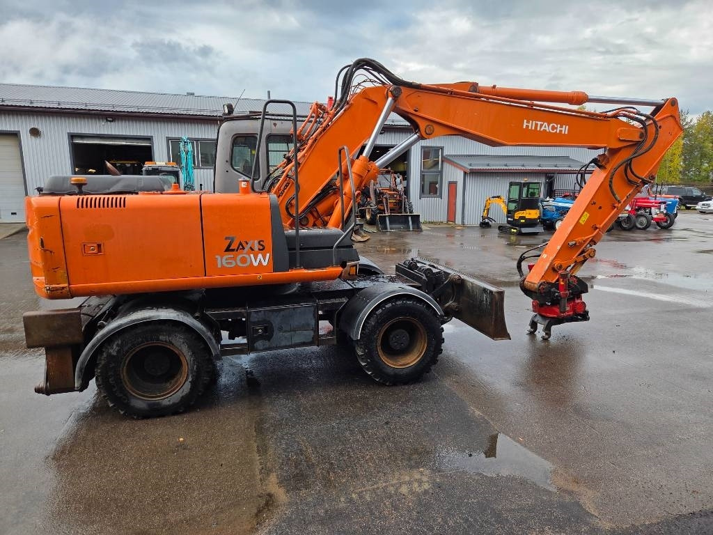 Mobilbagger Hitachi ZX160 W PYÖRITTÄJÄLLÄ: das Bild 6