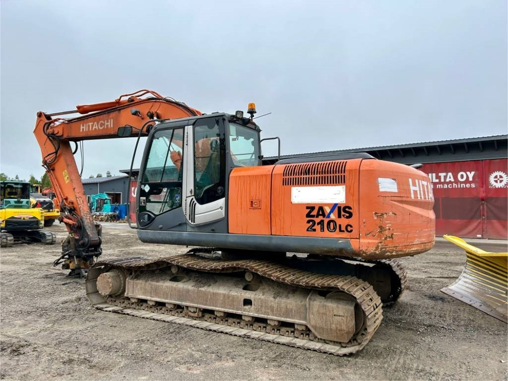 Hitachi ZX210LC-3 - Kettenbagger: das Bild 2 Hitachi ZX210LC-3 - Kettenbagger: das Bild 2