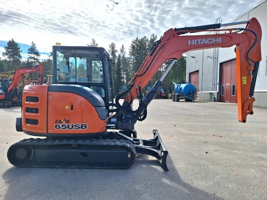 Hitachi ZX65USB-5 - Minibagger: das Bild 5 Hitachi ZX65USB-5 - Minibagger: das Bild 5